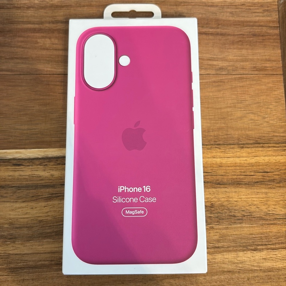 iPhone 16 MagSafe Case
